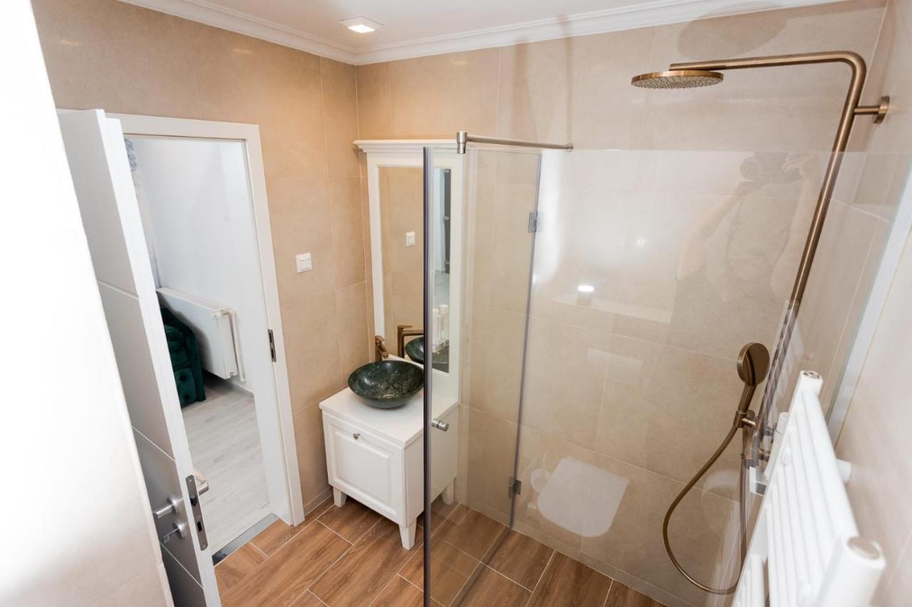 Apartament Carolyne Бистрица Экстерьер фото